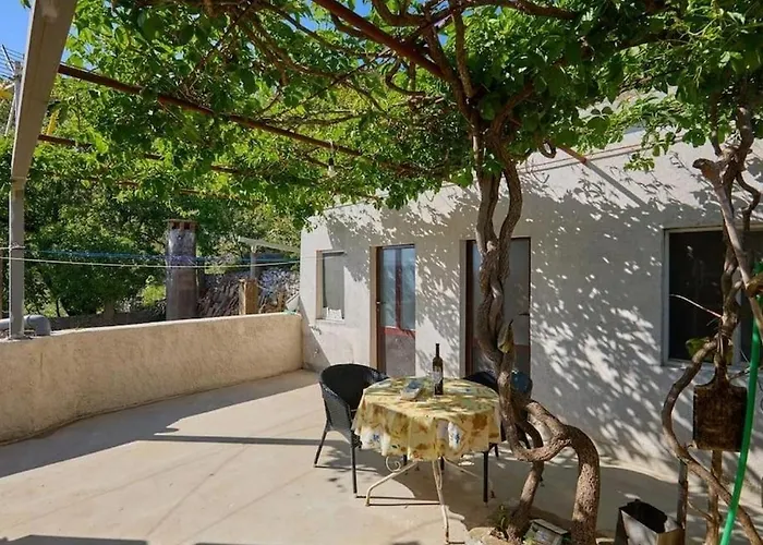 Apartament With Parking Space - Mljet - 22322 *